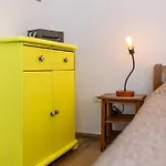 Yvonne Apartment