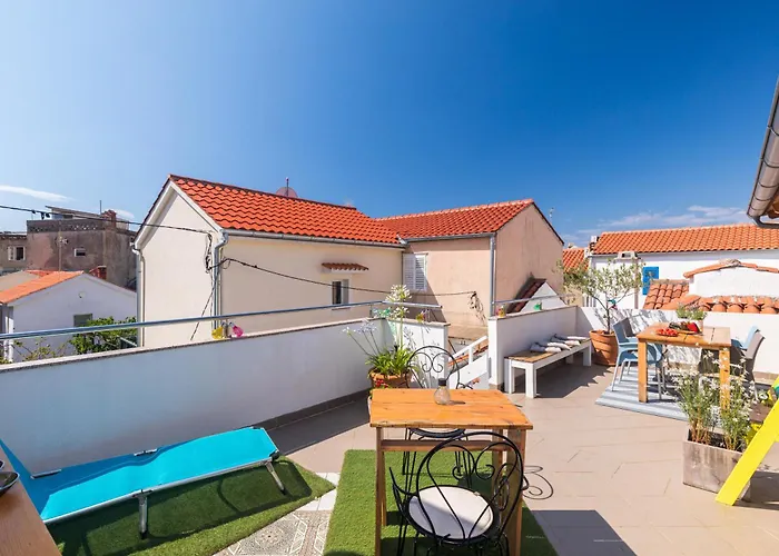Yvonne Krk Town