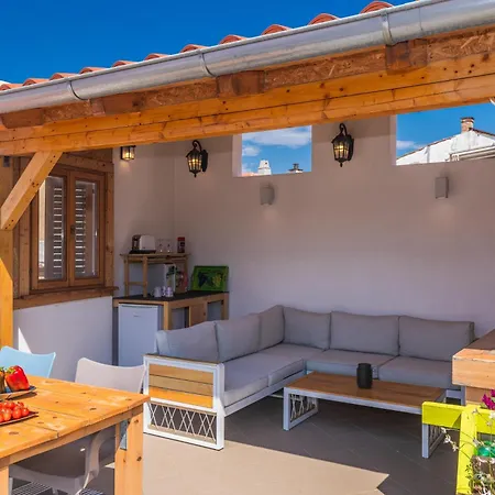 Διαμέρισμα Yvonne